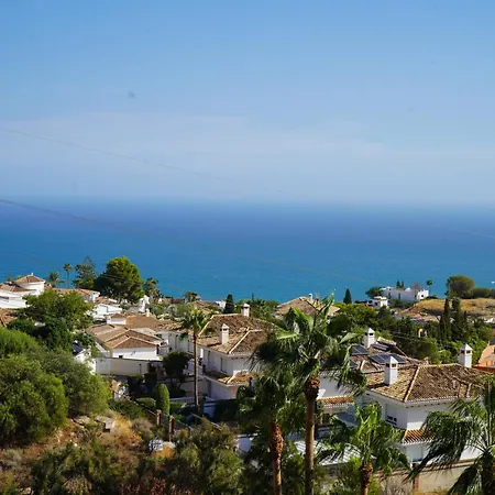 Apartment Atico Con Vistas Al Mar Benalmadena